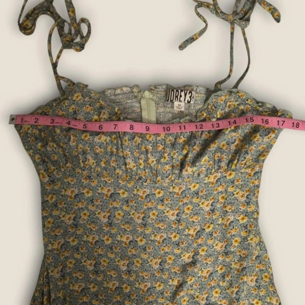 Audrey 3+1 green floral maxi dress with adjustable spaghetti straps, tie-up deta - Picture 6 of 8